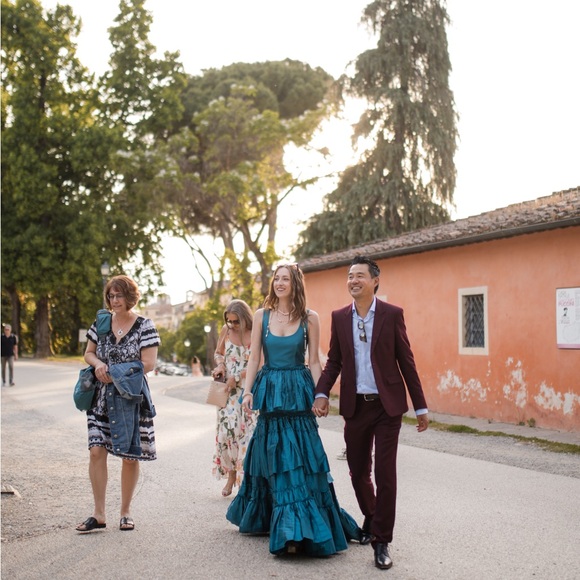 Spring 2017 Alberta Ferretti Couture Pleated Gown - Picture 11 of 11